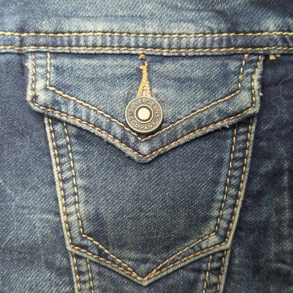 Jean jacket - Picture 3 of 4